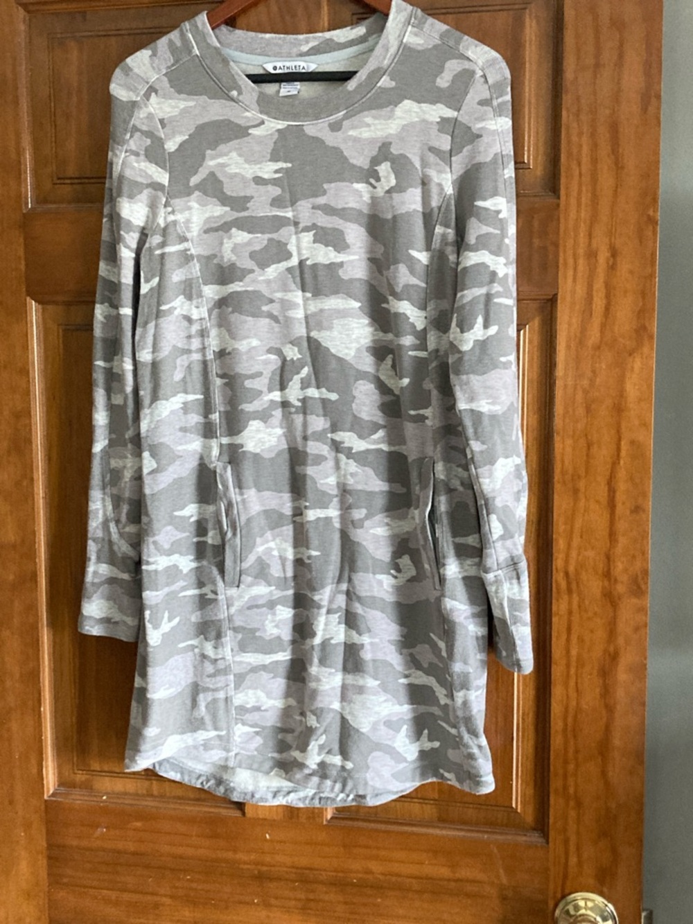 Athleta Gray Camo Long Sleeve Tunic Dress